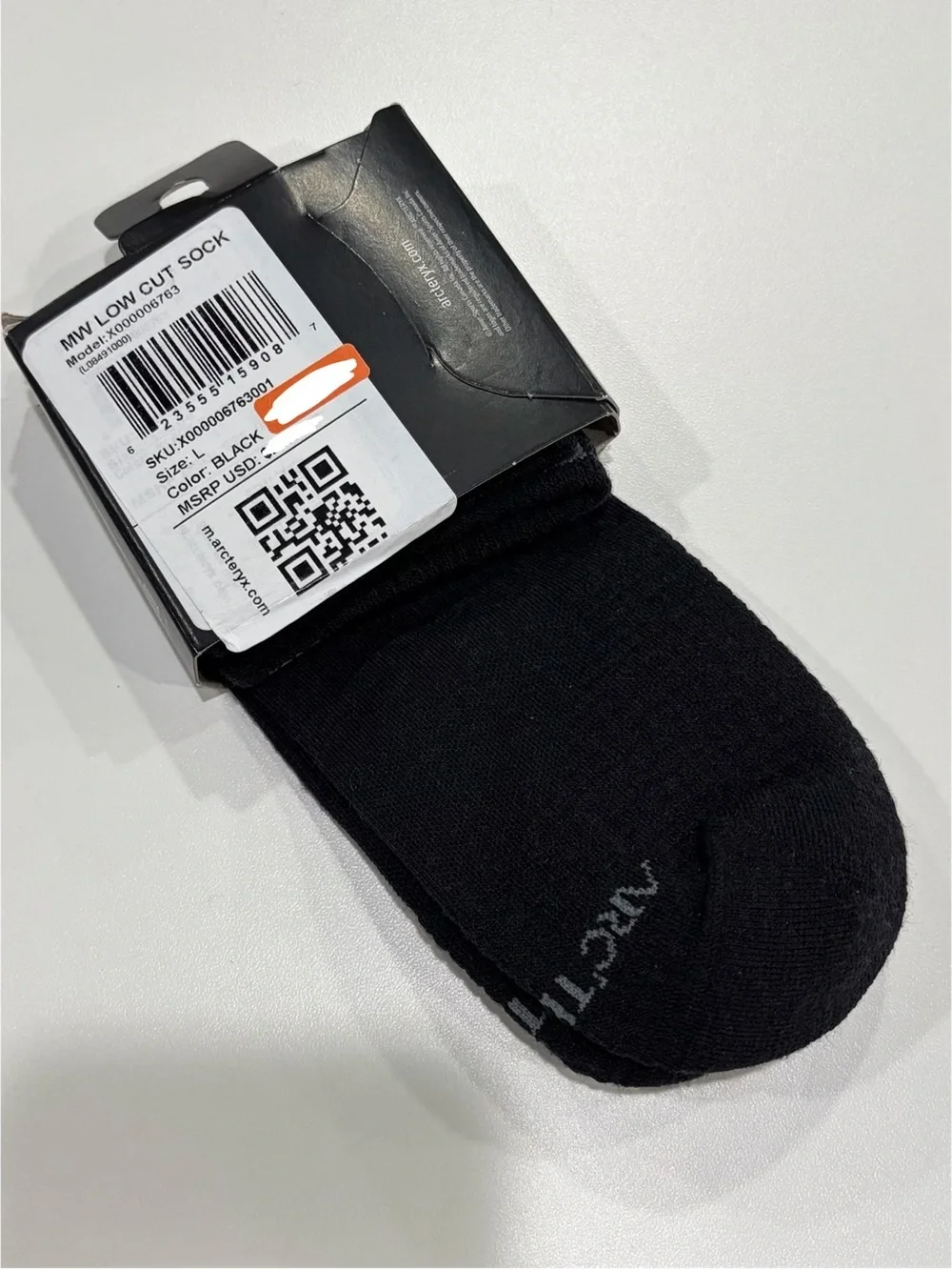 Arc’teryx Men's Large Synthetic Low Cut Sock Black NWT Cushioned Breathable